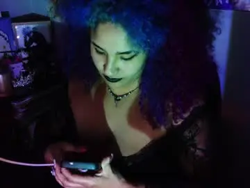 Chaturbate Watch Live Sex Cams of mommybubbles2
