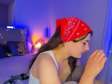 Chaturbate Best live sex cam show of laura__leee