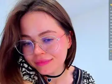 Chaturbate Free Live Porn of kelly_cuutie