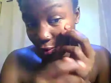 Chaturbate Live Sex Cam of chocolatecaramel1