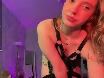 Chaturbate Free Porn Cam of itsevedarkside_