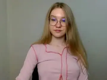 Chaturbate Live Sex Cam of abbymoore__