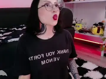 Chaturbate Live Sex Cam of herinfernalmajesty