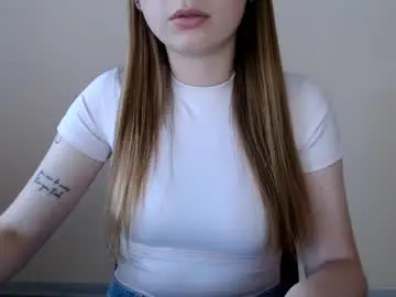 Chaturbate Live Sex Cam of funemma000