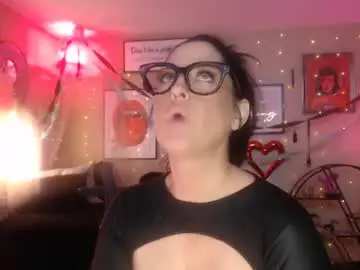 Chaturbate Live Sex of milf_lacey