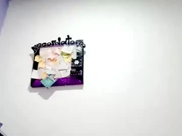 Chaturbate Live Porn of petiteivoryqueen