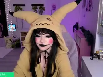 Chaturbate Live Sex Cam of crimsonkitten