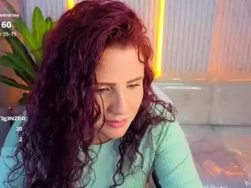 Chaturbate Live Sex Cam of natasha__tp