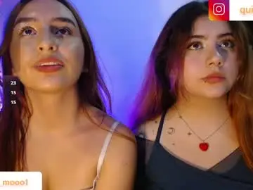 Chaturbate Best live sex cam show of leah_moon11