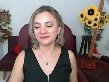 Chaturbate Adult Video Chat of rebeca_milf