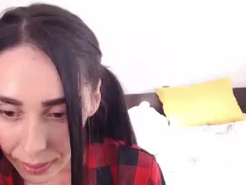Chaturbate Live Sex Cam of brunettgirl_