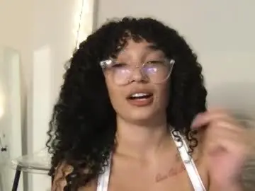 Chaturbate Nude Webcam of rosalinatoosexy