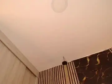 Chaturbate Adult Webcams of tiny_cherry