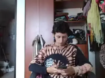 Chaturbate Free Live Porn of malitamuymal22