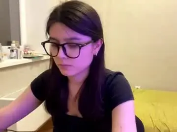 Chaturbate Live Sex Cam of shontagrabowski
