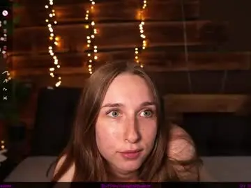 Chaturbate Free Porn Cam of hotfrecklesgirl