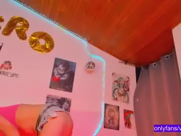 Chaturbate Nude Webcam of kyliekandy