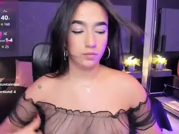 Chaturbate Live Sex Cam of saraamills