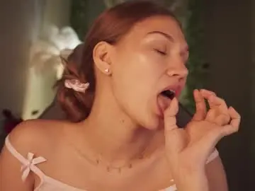 Chaturbate Live Sex of sweety_emilya