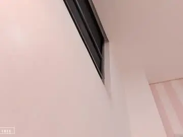 Chaturbate Live Sex Cam of cherry_blond_