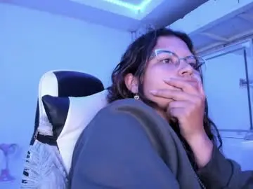 Chaturbate Free Porn Cam of ladybrown_16