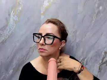 Chaturbate Live Sex of milf_drip