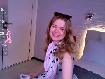 Chaturbate Live Sex Cam of chloewells