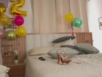 Chaturbate Live Sex Cam of cristinavegas