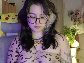 Chaturbate Free Live Porn of hazelbrownn23