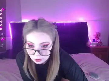 Chaturbate Adult Video Chat of shysweetrish