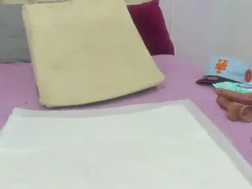 Chaturbate Free Live Porn of bella_ebony19