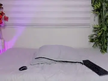 Chaturbate Live Sex Cam of zoe_olsen__