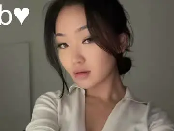 Chaturbate Live Porn of elegant_vibes