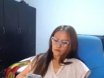 Chaturbate Best live sex cam show of bella_ghisell