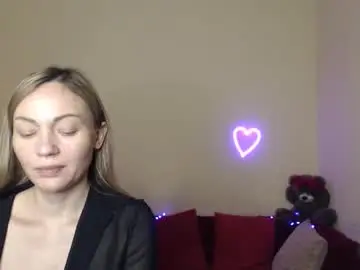 Chaturbate Live Sex of mikkey_mouse8