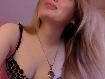 Chaturbate Live Sex Cam of lora_amber