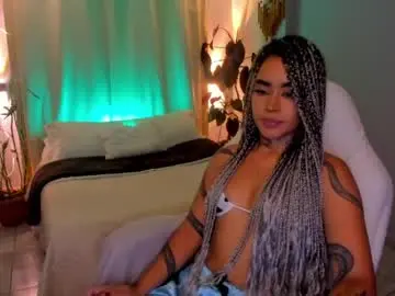 Chaturbate Free Live Porn of vayolett_bass