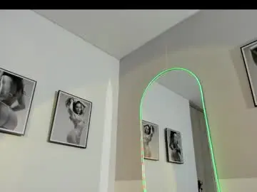 Chaturbate Watch Live Sex Cams of olivia_collisn