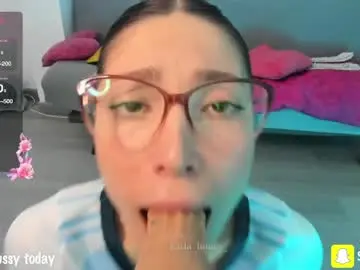 Chaturbate Free Live Porn of karla_honey_