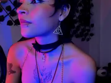 Chaturbate Watch Live Sex Cams of anny_kiitty_
