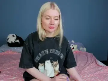 Chaturbate Nude Webcam of lillie_berry