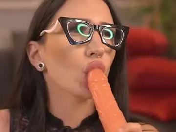 Chaturbate Sex Cam of kyrareign