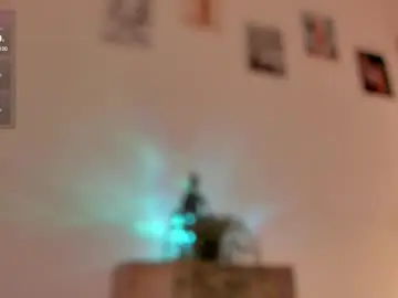Chaturbate Live Sex Cam of pawggirl18