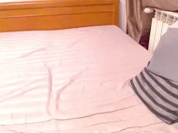 Chaturbate Nude Webcam of jessiestar3