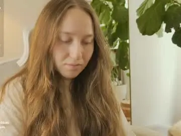 Chaturbate Live Sex Cam of skarpio17