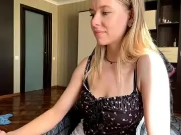 Chaturbate Nude Webcam of iveydiefendorf