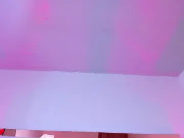 Chaturbate Live Sex Cam of camille_juicy
