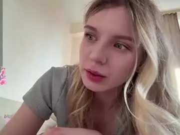 Chaturbate Free Live Porn of chloe_show