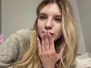 Chaturbate Adult Video Chat of chloe_show