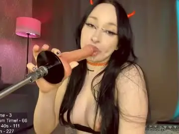 Chaturbate Nude Webcam of nerdy_freyua